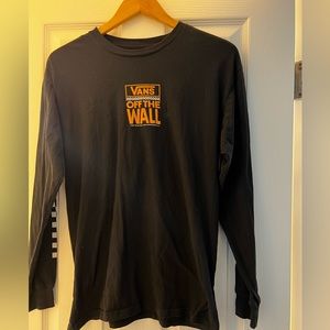 Vans off the Wall Long Sleeved T-Shirt Excellent Condition.Writing down sleeves